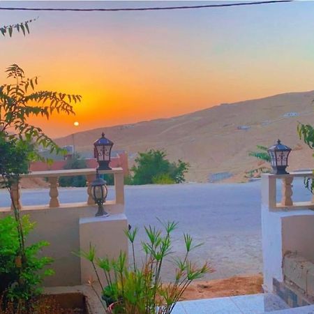 Petra Rose Apartment Wadi Musa Exterior foto