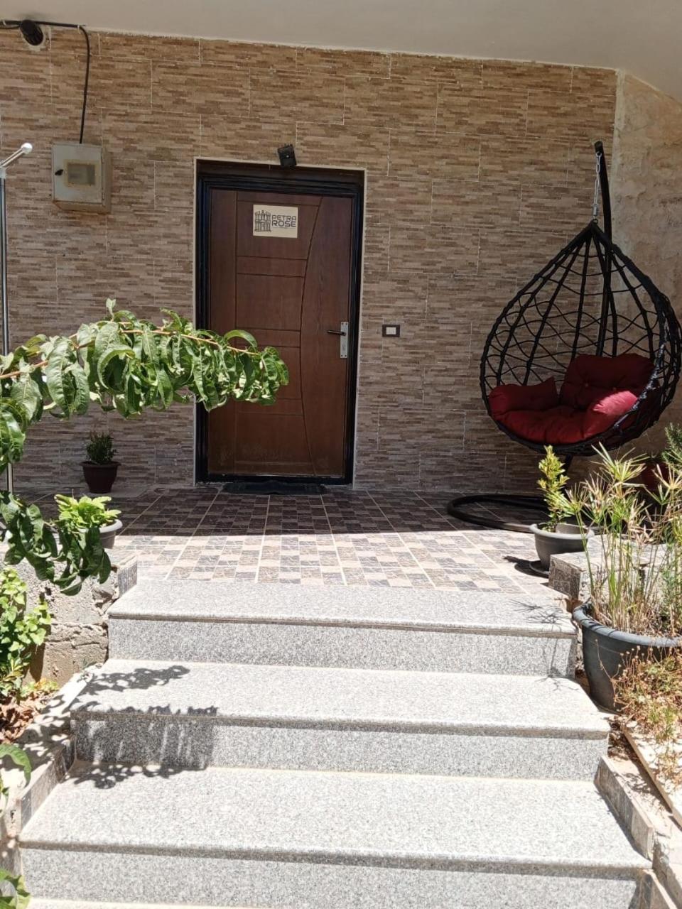 Petra Rose Apartment Wadi Musa Exterior foto