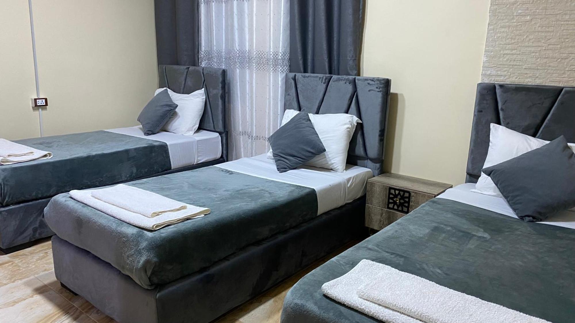 Petra Rose Apartment Wadi Musa Exterior foto